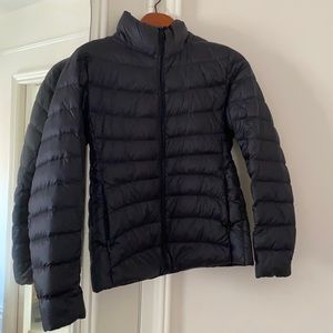 Uniqlo size L woman’s lightweight down jacket